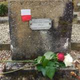 Falaise. Grób polskiego żołnierza.