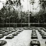 rettkau_uscianek_heldenfriedhof_2.jpg