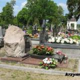 Wola Kiełpińska. Mogiła 3 nieznanych żołnierzy WP.